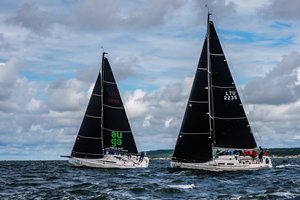 Lietuvos jūrinio buriavimo čempionate – nenuspėjami Baltijos iššūkiai, lūžęs inventorius ir užtikrinta jachtos „TeKyla“ pergalė