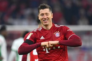 Robertas Lewandowskis grįžo į Miuncheną, bet noras pereiti į „Barcelona“ niekur nedingo