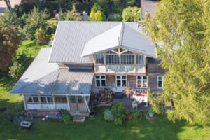 Už 1,2 mln. eurų parduodama ištaiginga pajūrio vila: prikėlė tiesiog iš griuvėsių