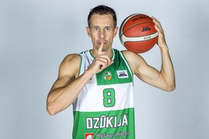 Mindaugas Lukauskis naujų krepšinio ilgaamžiškumo rekordų sieks svainiui priklausančioje „Wolves“ komandoje