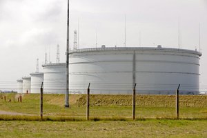 Vokietija sako, kad nuo rugpjūčio atsisakys rusiškų anglių, o nuo gruodžio pabaigos – naftos