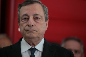M. Draghi ateitis Italijoje kilus precedento neturinčiai politinei krizei neaiški