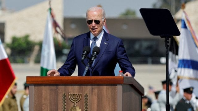 J. Bidenas susitiko su palestiniečių lyderiu: JAV vadovas tiki – negalime leisti beviltiškumui pavogti ateities