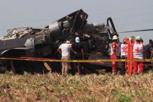 Meksikoje sudužus kariniam sraigtasparniui žuvo 14 žmonių