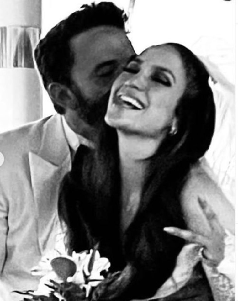 Las Vegase susituokė Benas Affleckas ir Jennifer Lopez.<br> Socialinio tinklo nuotr.