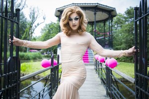 Vaikai pamatė tėvą, vilkintį suknele: „Noriu rodyti gražų pavyzdį savo vaikams“