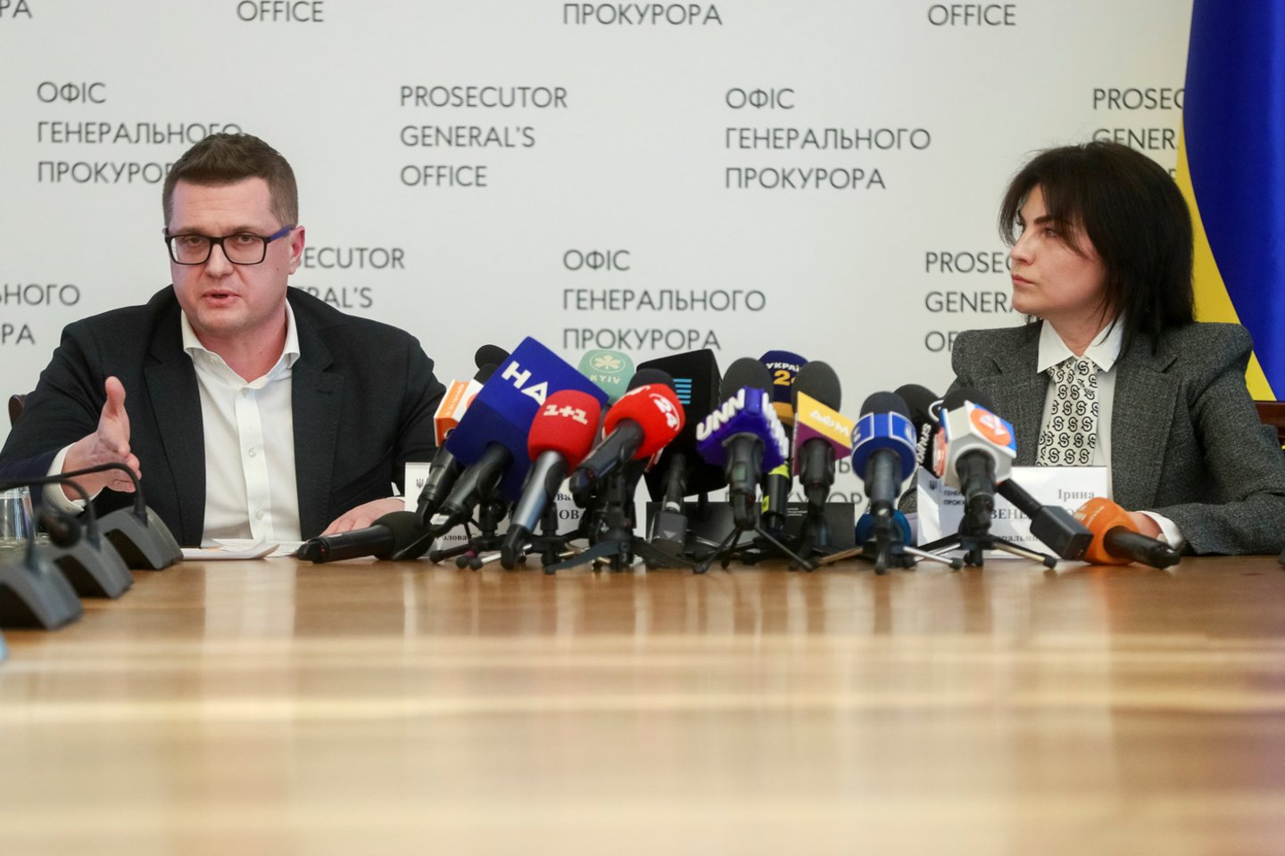 V Zelenskio Patar jas Prezidentas Kol Kas Neatleid ia SBU Vadovo Ir 