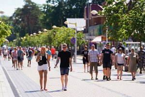 Palangos verslininkų nestabdo nė panaikinti leidimai: maistą siūlo nelegaliai