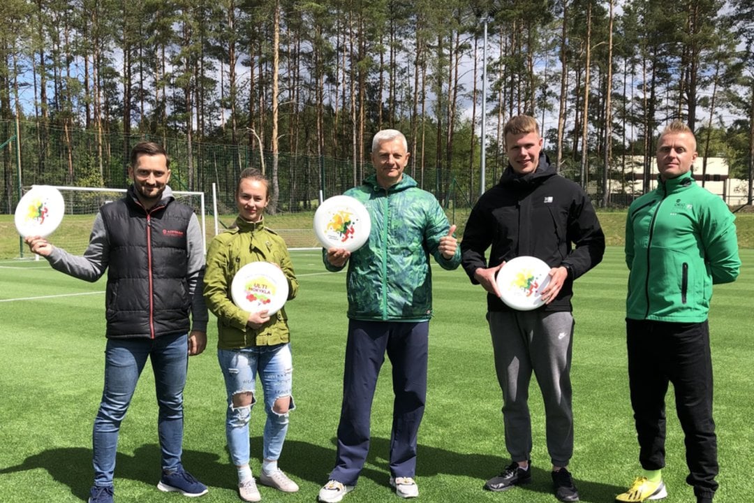 Specialisti dalla Polonia e dall’Italia hanno aiutato la Flying Disc Federation a diffondere le idee del lacrosse in Lituania