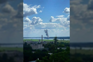Ukrainos ginkluotosios pajėgos smogė Rusijai strategiškai svarbiam objektui Chersone