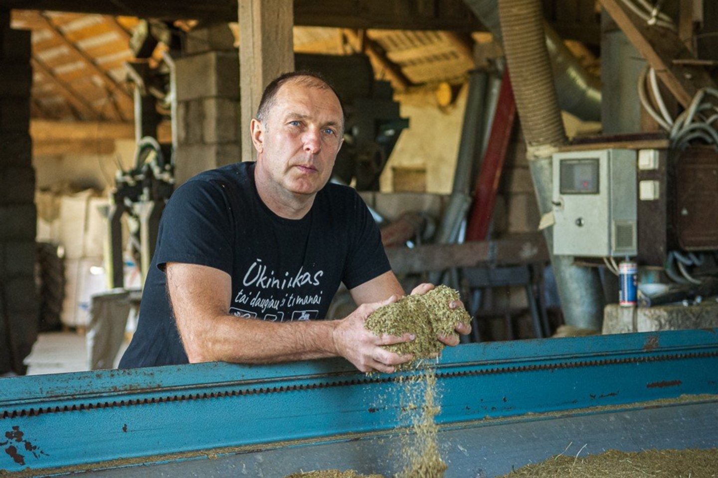 Smilgių seniūnijos 46 metų ūkininkas Donatas Tumas žino aktyvaus gyvenimo receptą.<br>R.Ančerevičiaus/jp/lt nuotr.