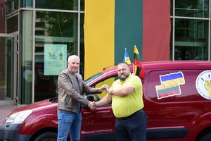 Panevėžio krašto verslininkai nepailsta: paramą į karo niokojamą Ukrainą gabena nuolat