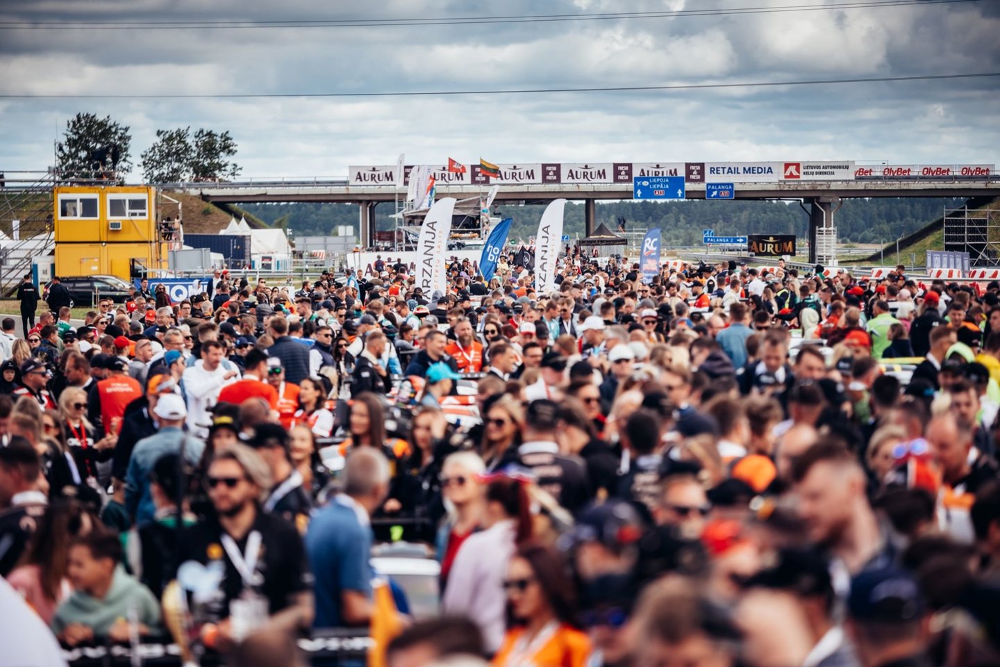 Liepos 16 d. istorija tapo 23 ilgų nuotolių automobilių lenktynės Palangoje, kurias VšĮ „Promo events“ be pertraukų rengia nuo pat 2000 m.<br>Vytauto Pilkausko ir Andriaus Lauciaus nuotr.