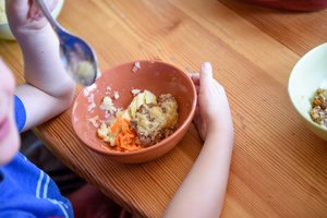 Maitinimas Klaipėdos darželiuose brangs trečdaliu: kaina didesnė nei Vilniuje ir Kaune