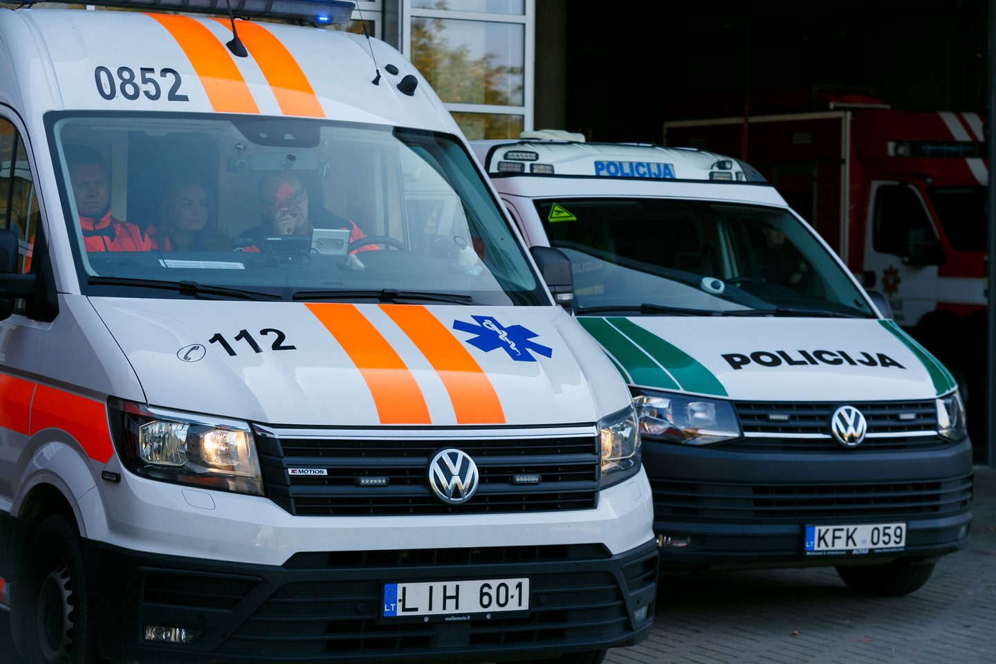 Per avariją Prienų rajone nukentėjo moteris: prireikė medikų.<br>T.Bauro asociatyvi nuotr.