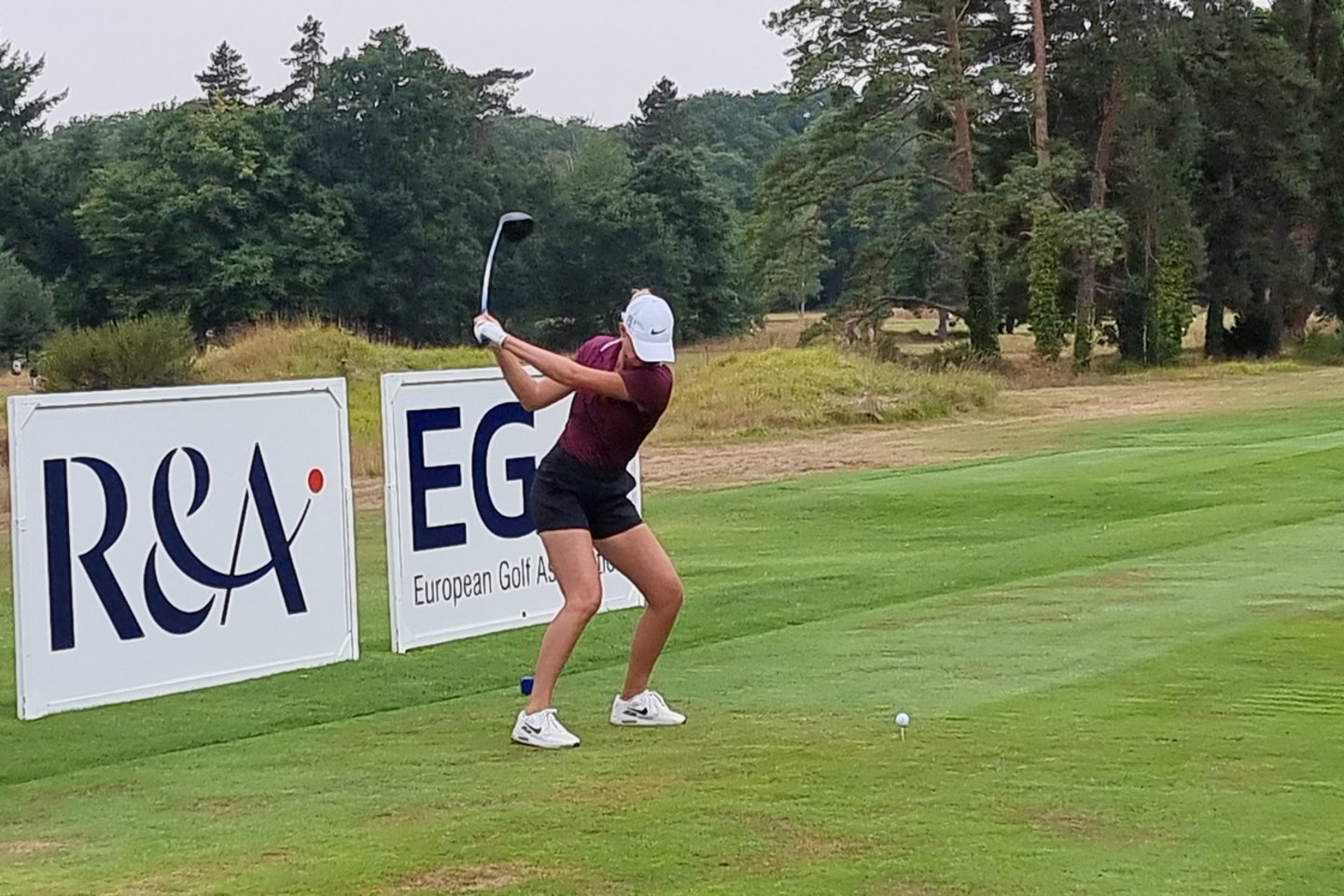 Prancūzijoje vykstančiame Europos moterų golfo čempionate pozicijas toliau gerina lietuvė Gilė Bitė Starkutė<br> A.Starkaus nuotr.