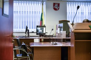 Vilniaus teisėjas pareiškė besitraukiantis iš darbo dėl mažos algos