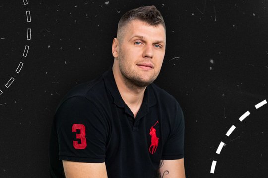Krepšiniu toliau gyvenantis T. Šležas – apie darbą su E. Ulanovu, darbingas vasaros keliones ir patirtį komentatoriaus kėdėje