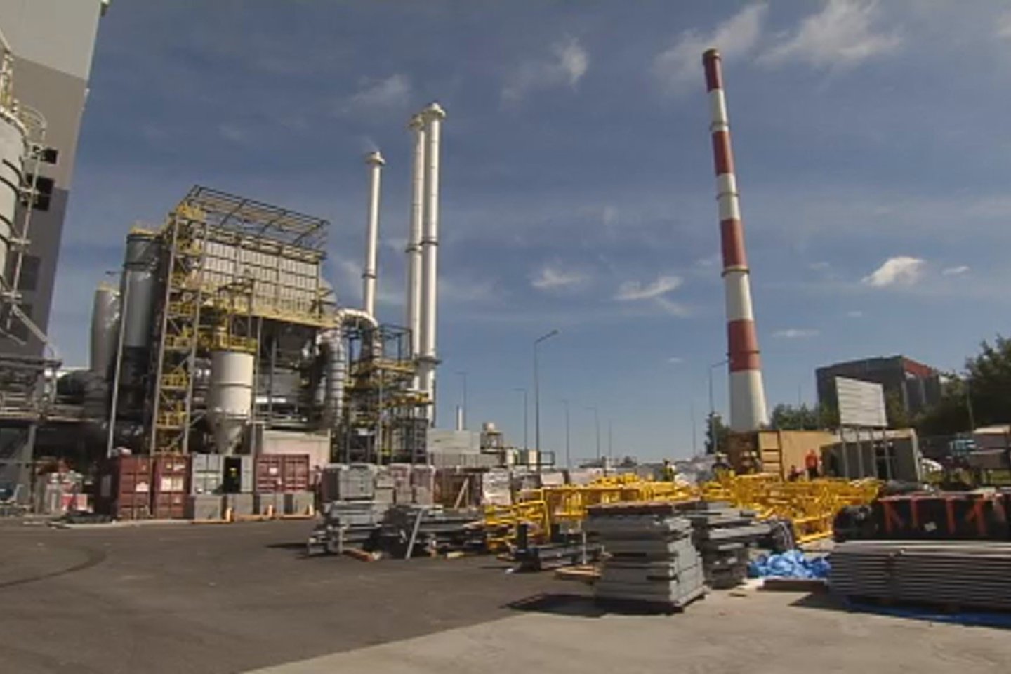 Vilniuje biokuru ir atliekomis kūrenama jėgainė veikti pradės kitų metų pirmąjį ketvirtį.<br> Stop kadras