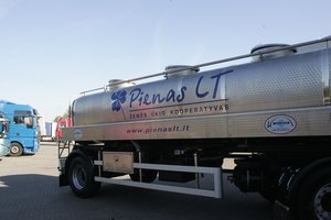Žemės ūkio kooperatyvas „Pienas LT“ siekia mažinti pieno transportavimo kaštus