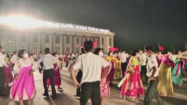 Š. Korėja švenčia: surengtas šokių festivalis ypatingai progai paminėti