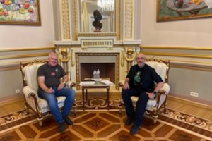 Su Ukrainos gynybos ministru Kijeve susitikęs A. Anušauskas patvirtino: Lietuva netrukus perduos papildomą karinę paramą