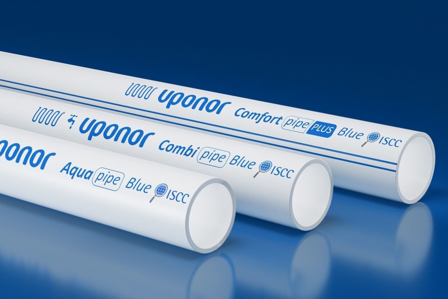 Naujai sukurta vamzdžių „Uponor PEX pipe Blue“ gama keičia PEX produktų gamybos sektorių iš esmės.<br>„Uponor“ nuotr.