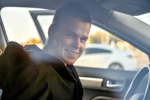 D. Rapšys: kol kas labiau investuojama į krūmuose slepiamus trikojus nei į geresnę kelio dangą