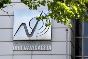 Du buvę darbuotojai iš „Oro navigacijos“ prisiteisė beveik 240 tūkst. eurų