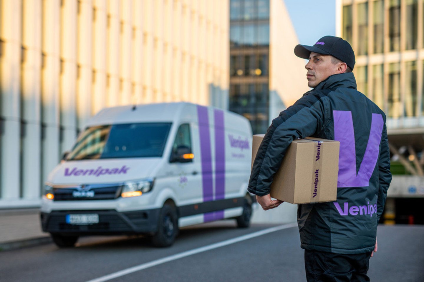 According to data from the international delivery company Venipak, which offers comprehensive order fulfillment (e-fulfillment) services to e-commerce companies, the need for e-fulfillment services in Lithuania is growing by about 40–50% every year.<br>„Twitter“ nuotr.