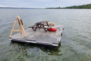 Unikali pramoga giliausioje, net 32 m. gylio, Dusios ežero vietoje – iškyla ant vandens