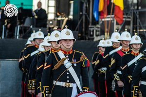 Jūros šventės startas su rekordine eisena ir banguojančiu miestu