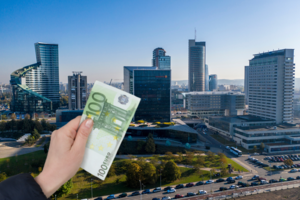 NT kainos nebeturi ribų – pardavė namą už 3 mln. eurų ir pasiekė naują rekordą