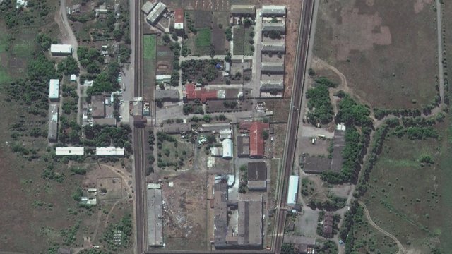 Vaizdai iš palydovo: užfiksuota, kaip Olenivkos kalėjimas atrodo po apšaudymo