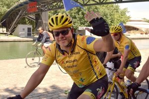 Vienintelis lietuvis tarp 2 tūkst. dviratininkų: numynė 930 km ir surinko paramos sergantiems vaikams