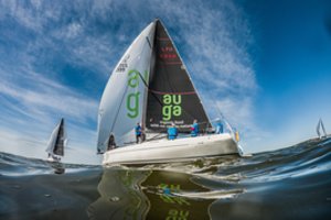 Pergalę jubiliejinėje „Kuršių marių regatoje“ šventė trys pagrindines regatos taures laimėjusios įgulos