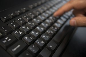 Rusijoje ėmė trūkti tinkamų kompiuterių klaviatūrų – paaiškino, kam tai naudinga