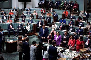 Australijos parlamentas svarsto atšaukti eutanazijos draudimą, kur jis tebėra taikomas