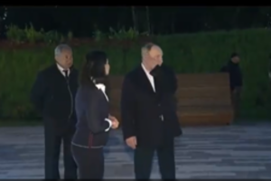 V. Putinas vėl gandų apsuptyje – filmuotoje medžiagoje pastebėti sveikatos sutrikimai