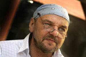 Mirė poetas, dramaturgas ir literatūros kritikas Liudvikas Jakimavičius