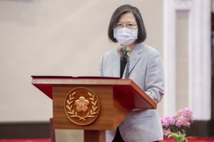 Taivano prezidentė: nesileisime įbauginami, Kinijai rengiant pratybas dėl N. Pelosi vizito