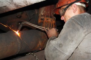 Pasmerkė įmones, kurios karo fone iš energetikos krizės kraunasi „pernelyg didelius“ pinigus – siūlo apmokestinti jų pelną