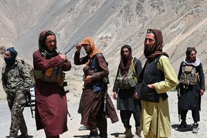 Talibai sako nežinoję apie „al Qaeda“ vadeivos A. al Zawahiri buvimą Afganistane