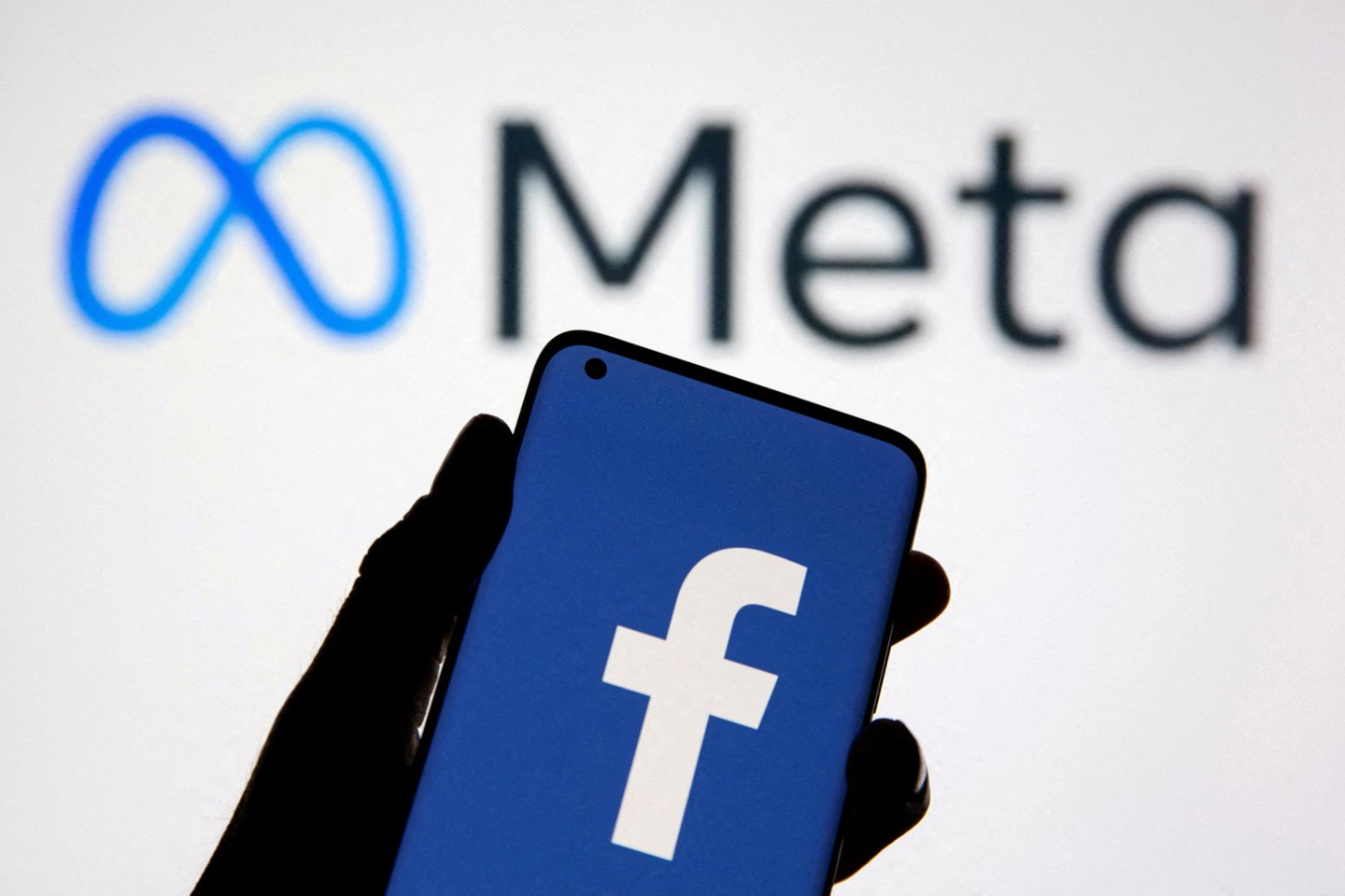 „Facebook“ savininkė „Meta“ traukiasi iš nedidelio skaičiaus didžiųjų įmonių, neturinčių skolų.<br>Reuters/Scanpix nuotr.