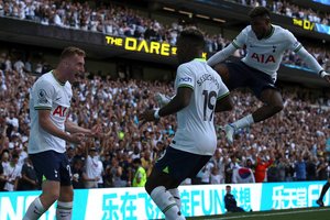 „Tottenham“ Anglijos „Premier“ lygos sezoną pradėjo lengva pergale