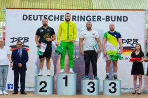 Du Europos prizininkus nukovęs M. Knystautas tapo imtynių turnyro Vokietijoje nugalėtoju