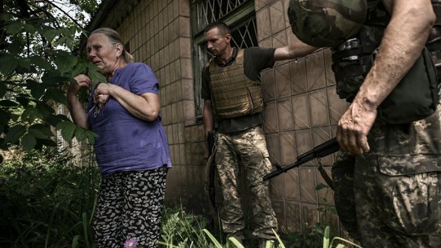 Po rusų smūgio į Marhanecio kaimą pranešama apie žuvusiuosius: gyventojai raginami likti slėptuvėse