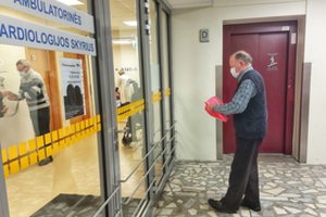 Lietuvoje – 1513 naujų užsikrėtimų koronavirusu, mirė vienas žmogus