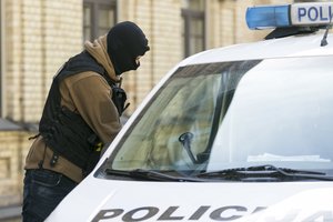 Kvaišalų byla virto skandalu: už prisipažinimą siūlė 150 tūkst. eurų, per svėrimą dalis narkotikų išgaravo