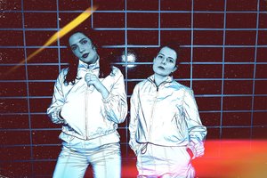 Keliauti į koncertų ar teatro sales nereikia – užtenka patogiai įsitaisyti balkonuose ir kiemuose